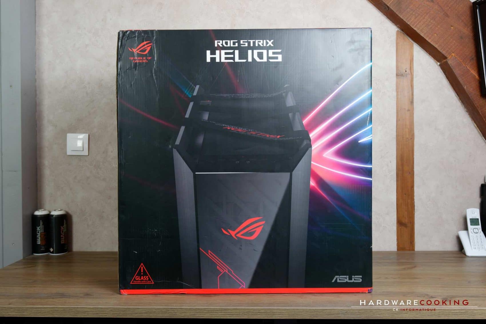 ASUS ROG Helios.