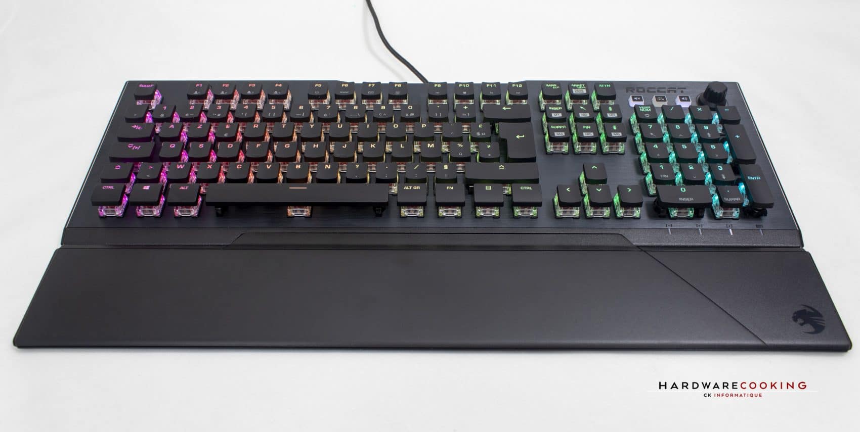 Test Clavier Roccat Vulcan 121 Aimo Toujours Plus Rapide