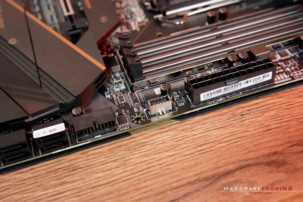 MSI MEG Z490 ACE : une carte mère intéressante ? - HardwareCooking