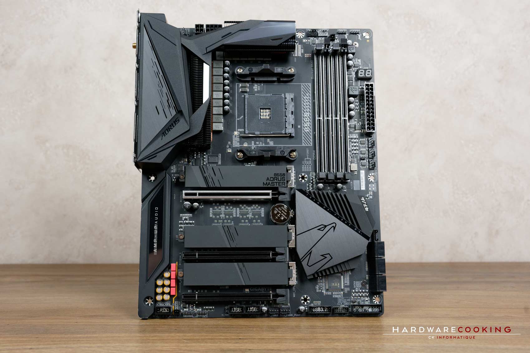 Gigabyte b550m aorus p. B550 AORUS Master. B550 AORUS Pro AX. Гигабайт b550.